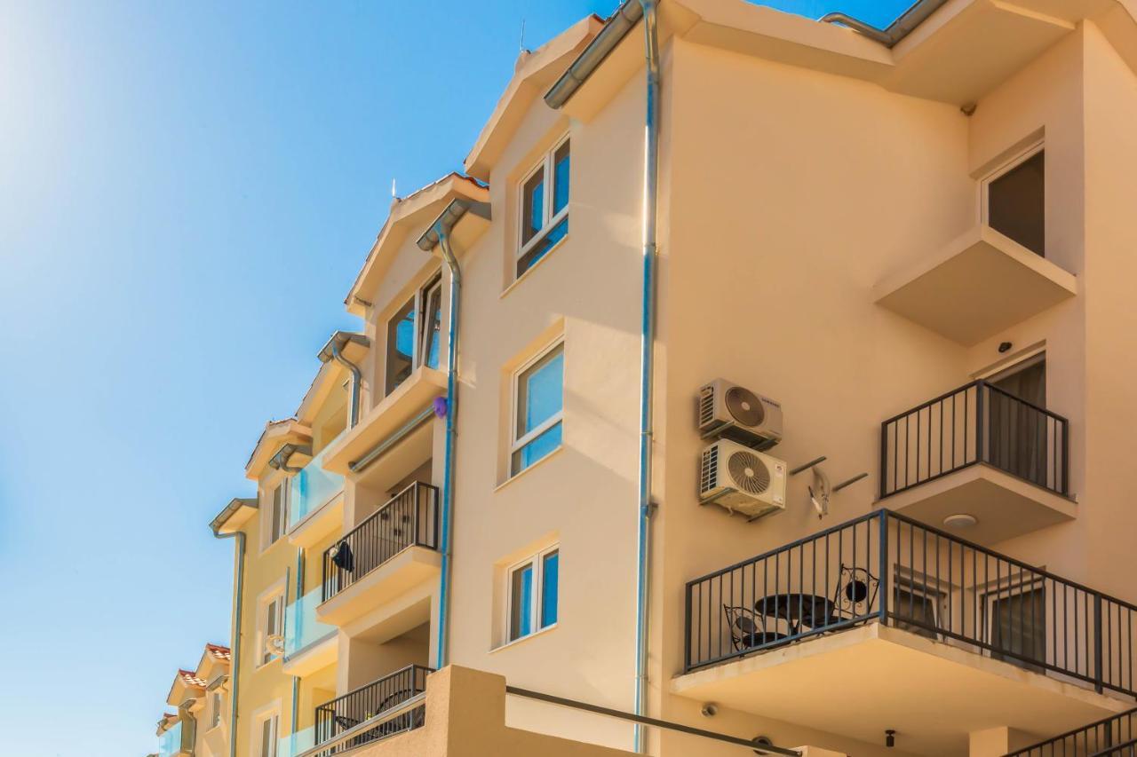 Sea View Apartment 塞莱纳 外观 照片