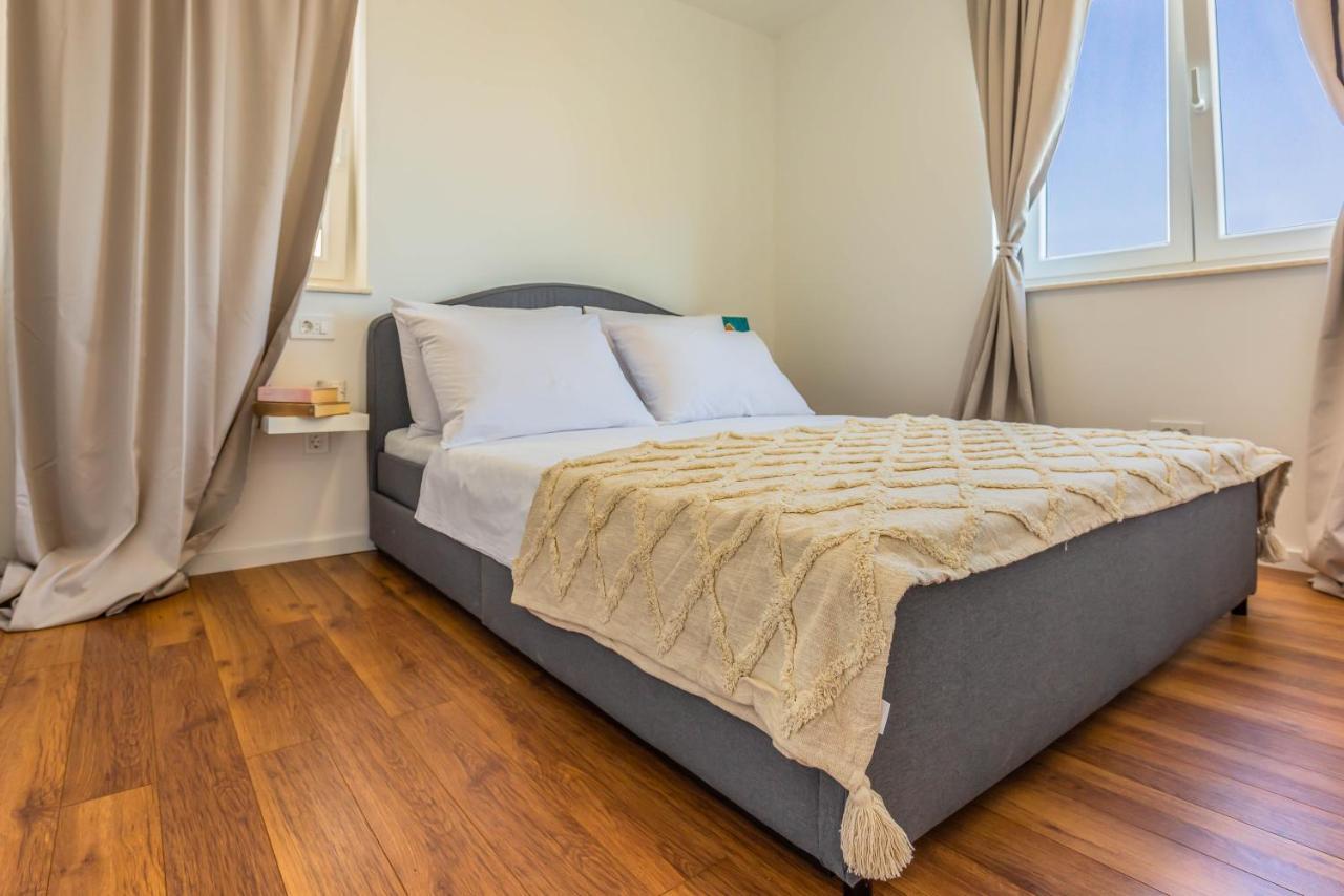 Sea View Apartment 塞莱纳 外观 照片